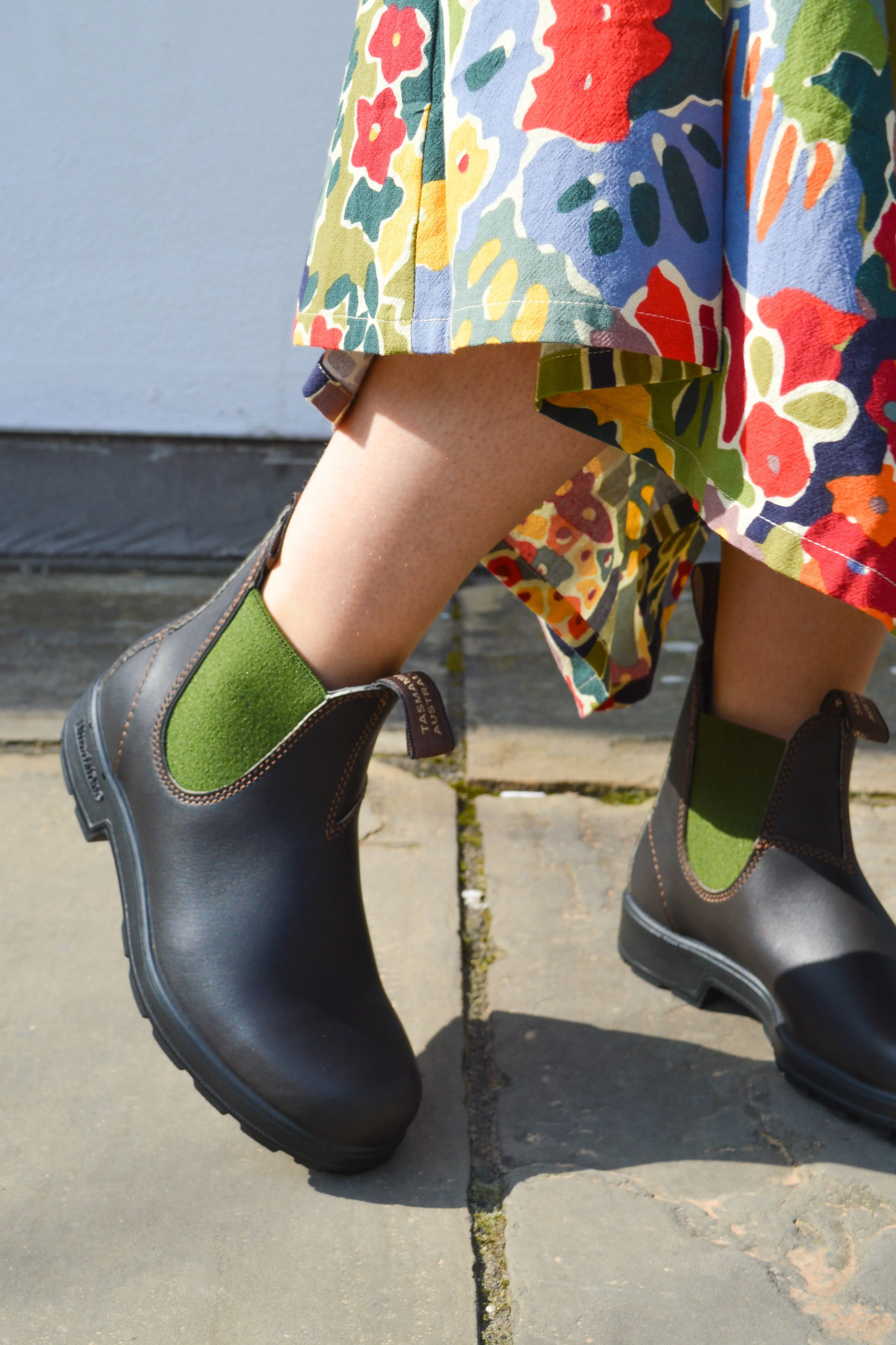 Blundstone 519 Brown Leather with Olive Elastic Boots